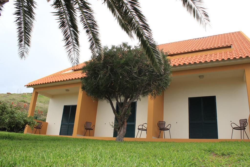 Residencial Farol Bed & Breakfast Ponta do Pargo Eksteriør bilde