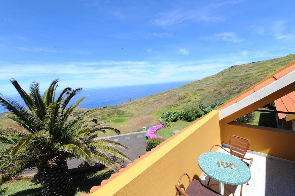 Residencial Farol Bed & Breakfast Ponta do Pargo Eksteriør bilde